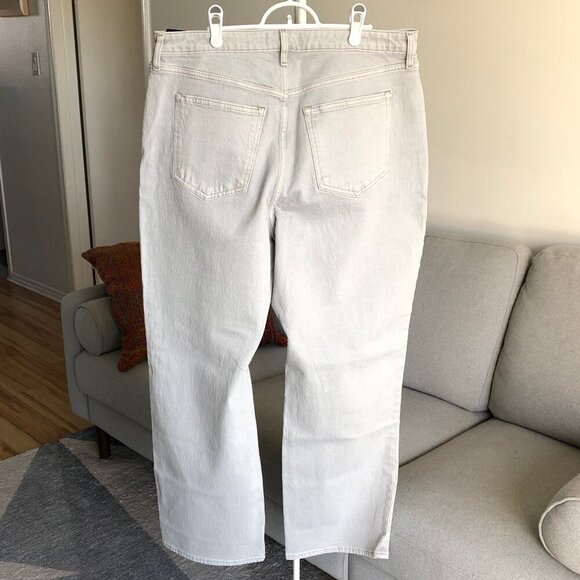 Abercrombie & Fitch High Rise Jeans in Light Gray - Picture 6 of 8